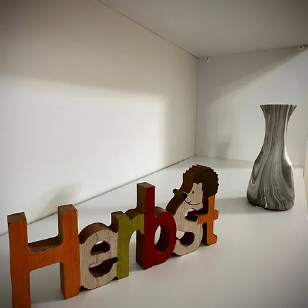 Villa Br's New Bazaar Tiran