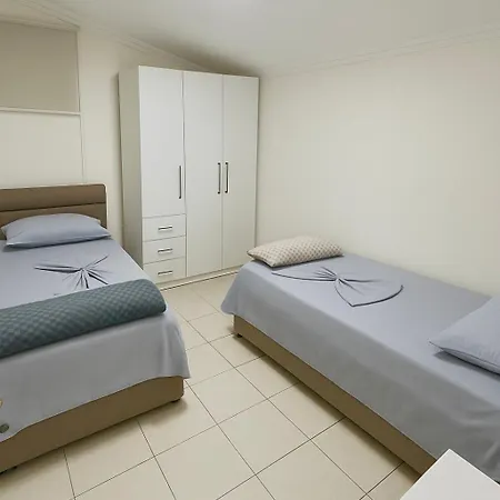 Br's New Bazaar Villa Tiran